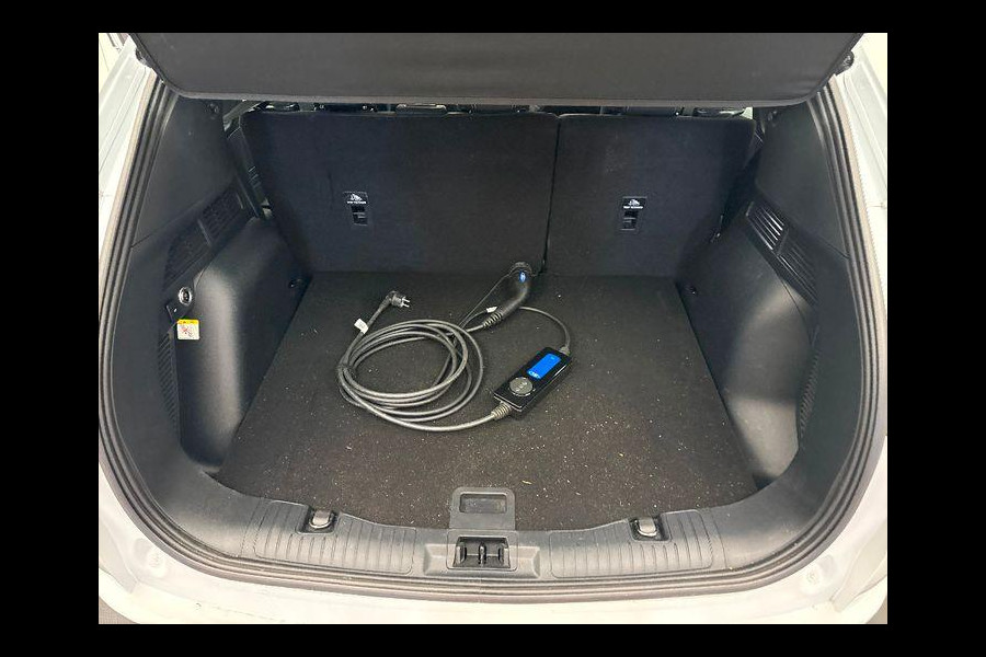 Ford Kuga 2.5 PHEV Titanium 225pk | Driver Assistance Pack | Panoramadak | Winterpack | Wegklapbare Trekhaak | Technology Pack | All Weather Banden