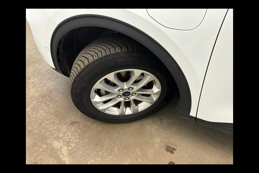 Ford Kuga 2.5 PHEV Titanium 225pk | Driver Assistance Pack | Panoramadak | Winterpack | Wegklapbare Trekhaak | Technology Pack | All Weather Banden