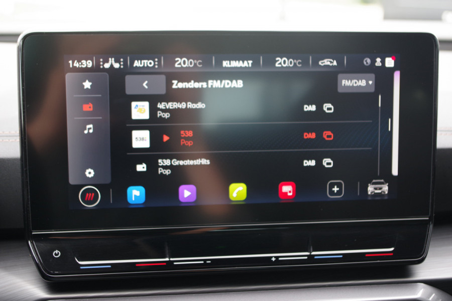 CUPRA Formentor 1.4 e-Hybrid 204 PK BNS PHEV, Kuipstoelen, Keyless, Carplay, Winterpakket, Camera,