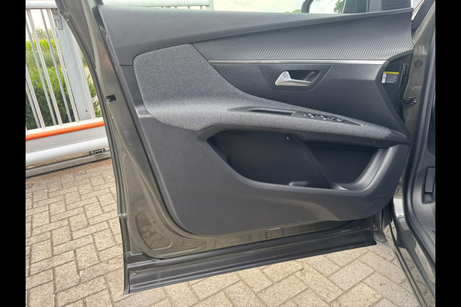 Peugeot 3008 1.2 PureTech Blue Lease Executive AFN. TREKHAAK / CAMERA / CRUISE / PDC V+A / NL AUTO / CARPLAY / DRAADL OPLADER