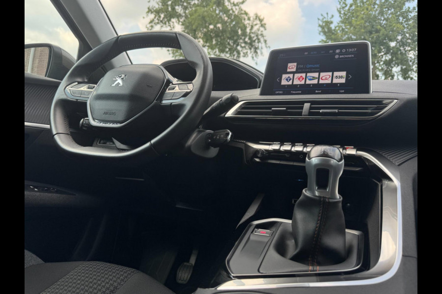 Peugeot 3008 1.2 PureTech Blue Lease Executive AFN. TREKHAAK / CAMERA / CRUISE / PDC V+A / NL AUTO / CARPLAY / DRAADL OPLADER