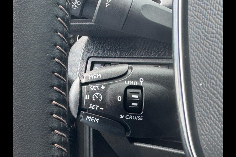 Peugeot 3008 1.2 PureTech Blue Lease Executive AFN. TREKHAAK / CAMERA / CRUISE / PDC V+A / NL AUTO / CARPLAY / DRAADL OPLADER