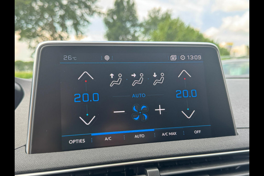 Peugeot 3008 1.2 PureTech Blue Lease Executive AFN. TREKHAAK / CAMERA / CRUISE / PDC V+A / NL AUTO / CARPLAY / DRAADL OPLADER
