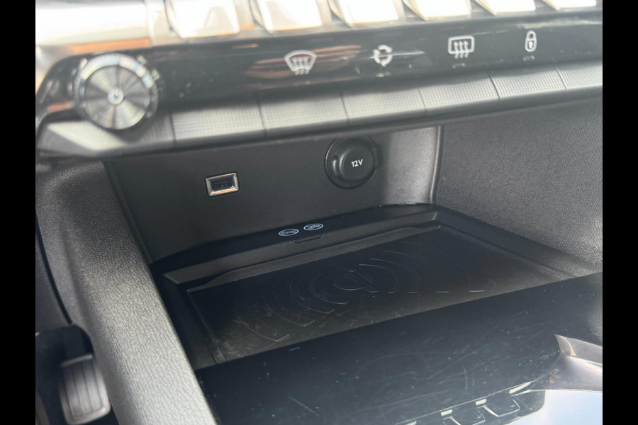 Peugeot 3008 1.2 PureTech Blue Lease Executive AFN. TREKHAAK / CAMERA / CRUISE / PDC V+A / NL AUTO / CARPLAY / DRAADL OPLADER