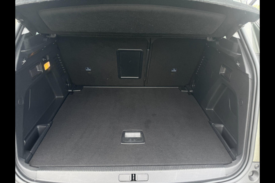 Peugeot 3008 1.2 PureTech Blue Lease Executive AFN. TREKHAAK / CAMERA / CRUISE / PDC V+A / NL AUTO / CARPLAY / DRAADL OPLADER