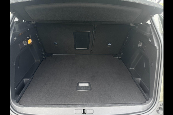 Peugeot 3008 1.2 PureTech Blue Lease Executive AFN. TREKHAAK / CAMERA / CRUISE / PDC V+A / NL AUTO / CARPLAY / DRAADL OPLADER