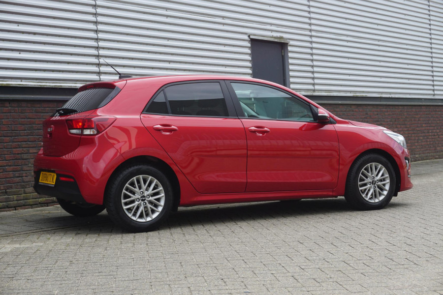 Kia Rio 1.0 T-GDi 100PK Dynamic PlusLine/Leer/Camera /All-Season banden