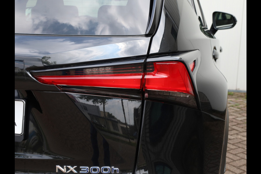 Lexus NX 300h AWD President Line | Mark Levinson | Panoramadak | 360 Cam