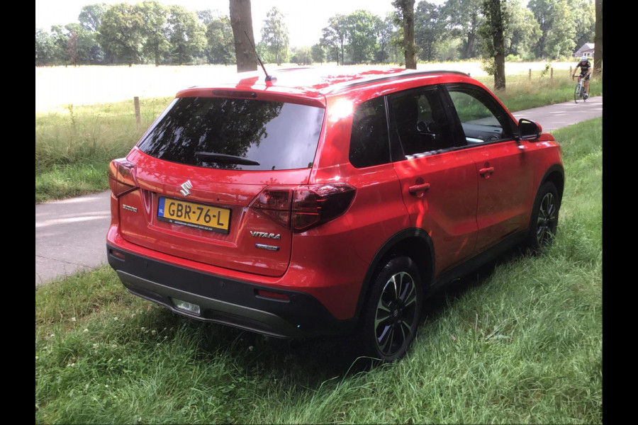Suzuki Vitara 1.4 Boosterjet Style Smart Hybrid. 1e eig./dealeronderhouden met 2 jr. APK