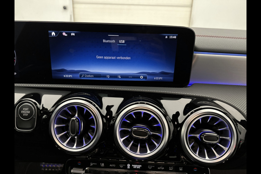 Mercedes-Benz CLA-Klasse Shooting Brake 250 e Star Edition | Trekhaak | Nightpakket | USB pakket plus | KEYLESS GO-comfortpakket | Verwarmde stoelen vooraan | Antidiefstalpakket GUARD 360° Plus | EASY PACK achterklep | Sfeerverlichting |