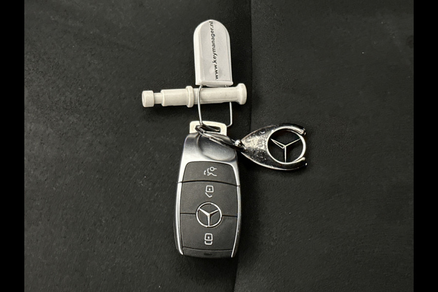 Mercedes-Benz CLA-Klasse Shooting Brake 250 e Star Edition | Trekhaak | Nightpakket | USB pakket plus | KEYLESS GO-comfortpakket | Verwarmde stoelen vooraan | Antidiefstalpakket GUARD 360° Plus | EASY PACK achterklep | Sfeerverlichting |