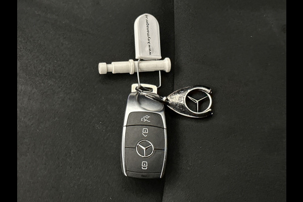 Mercedes-Benz CLA-Klasse Shooting Brake 250 e Star Edition | Trekhaak | Nightpakket | USB pakket plus | KEYLESS GO-comfortpakket | Verwarmde stoelen vooraan | Antidiefstalpakket GUARD 360° Plus | EASY PACK achterklep | Sfeerverlichting |
