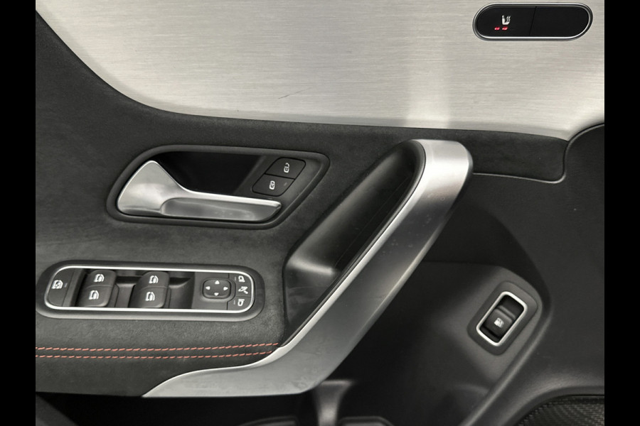 Mercedes-Benz CLA-Klasse Shooting Brake 250 e Star Edition | Trekhaak | Nightpakket | USB pakket plus | KEYLESS GO-comfortpakket | Verwarmde stoelen vooraan | Antidiefstalpakket GUARD 360° Plus | EASY PACK achterklep | Sfeerverlichting |