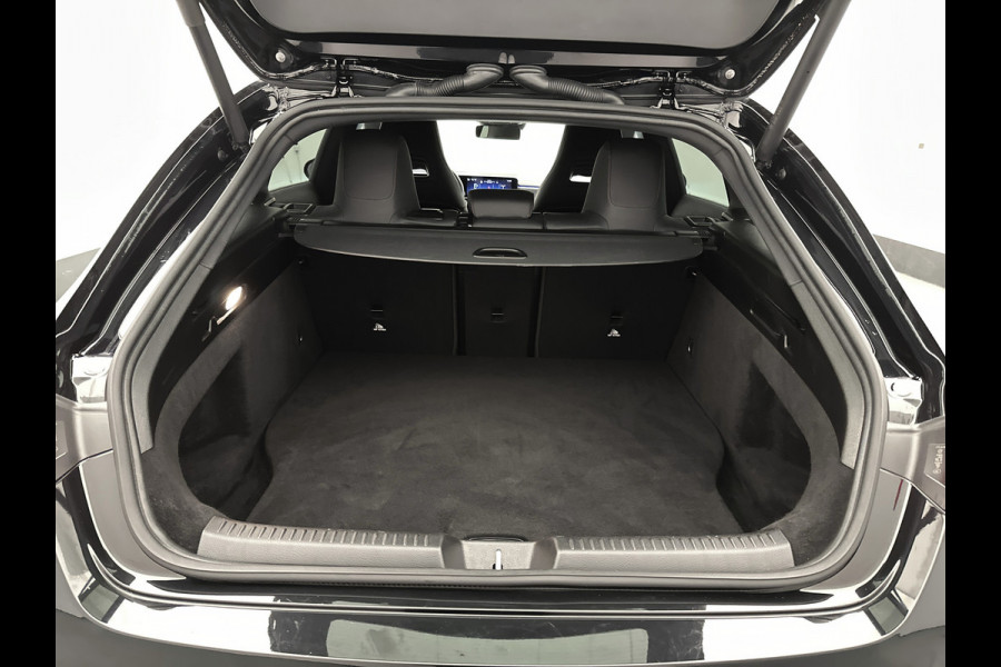 Mercedes-Benz CLA-Klasse Shooting Brake 250 e Star Edition | Trekhaak | Nightpakket | USB pakket plus | KEYLESS GO-comfortpakket | Verwarmde stoelen vooraan | Antidiefstalpakket GUARD 360° Plus | EASY PACK achterklep | Sfeerverlichting |
