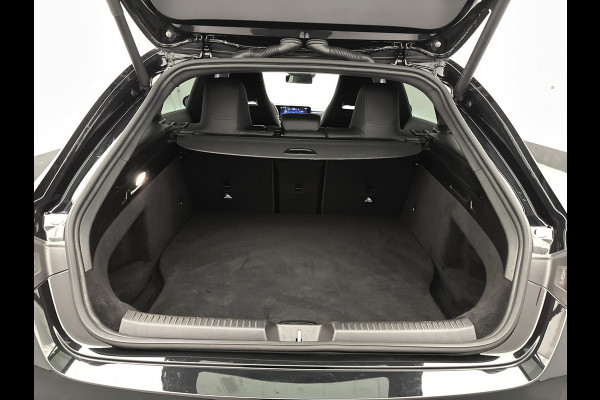 Mercedes-Benz CLA-Klasse Shooting Brake 250 e Star Edition | Trekhaak | Nightpakket | USB pakket plus | KEYLESS GO-comfortpakket | Verwarmde stoelen vooraan | Antidiefstalpakket GUARD 360° Plus | EASY PACK achterklep | Sfeerverlichting |