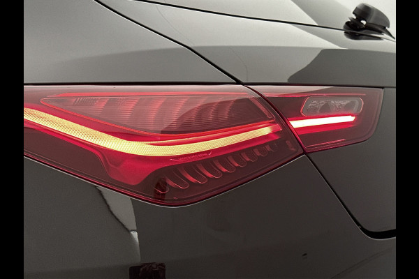 Mercedes-Benz CLA-Klasse Shooting Brake 250 e Star Edition | Trekhaak | Nightpakket | USB pakket plus | KEYLESS GO-comfortpakket | Verwarmde stoelen vooraan | Antidiefstalpakket GUARD 360° Plus | EASY PACK achterklep | Sfeerverlichting |