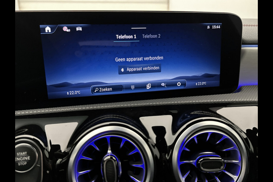 Mercedes-Benz CLA-Klasse Shooting Brake 250 e Star Edition | Trekhaak | Nightpakket | USB pakket plus | KEYLESS GO-comfortpakket | Verwarmde stoelen vooraan | Antidiefstalpakket GUARD 360° Plus | EASY PACK achterklep | Sfeerverlichting |