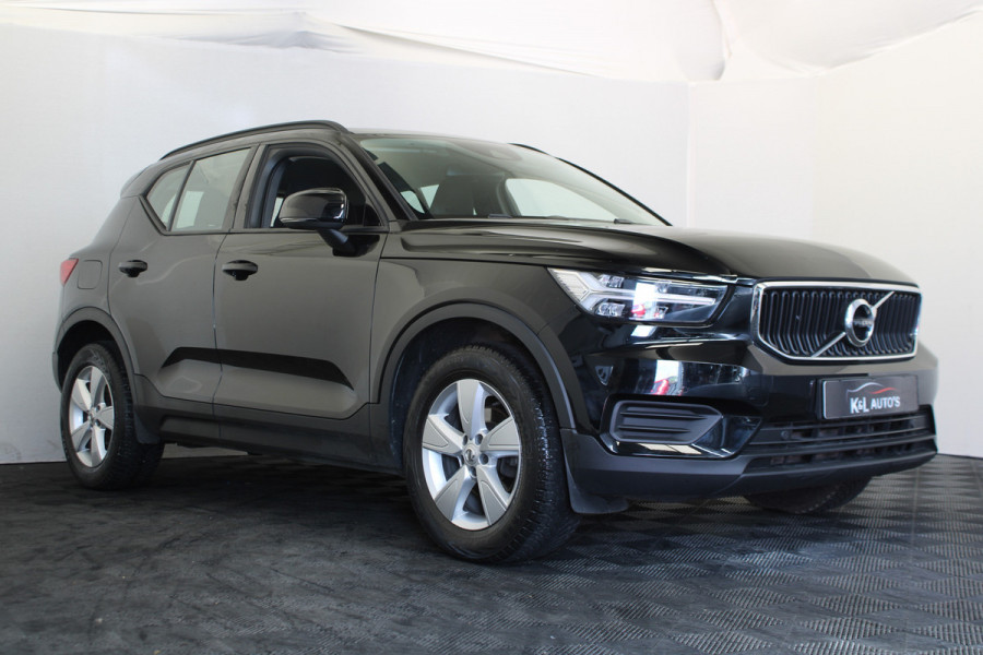 Volvo XC40 1.5 T2 Momentum Core