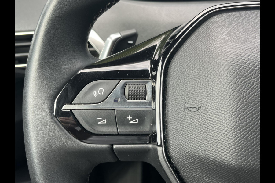 Peugeot 3008 1.6 HYbrid 225 GT CAMERA | TREKHAAK AFNEEMBAAR | RIJKLAAR INCL. 12 MND. BOVAGGARANTIE