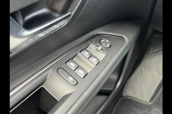 Peugeot 3008 1.6 HYbrid 225 GT CAMERA | TREKHAAK AFNEEMBAAR | RIJKLAAR INCL. 12 MND. BOVAGGARANTIE