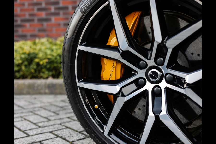 Volvo XC60 T8 AWD Polestar Engineered