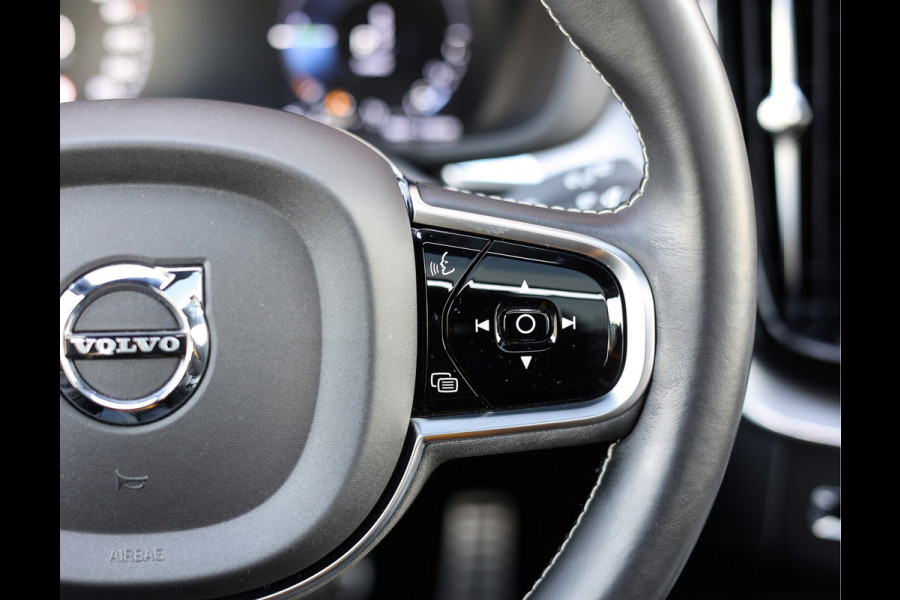 Volvo XC60 T8 AWD Polestar Engineered