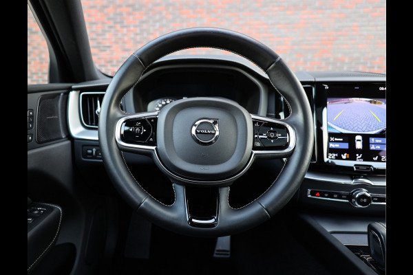 Volvo XC60 T8 AWD Polestar Engineered