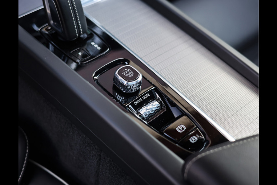 Volvo XC60 T8 AWD Polestar Engineered