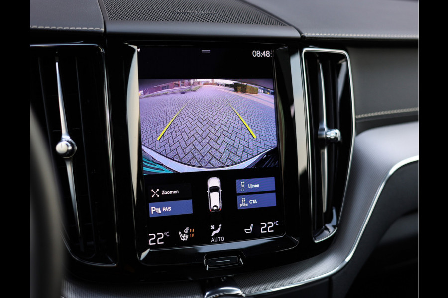 Volvo XC60 T8 AWD Polestar Engineered