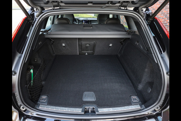 Volvo XC60 T8 AWD Polestar Engineered