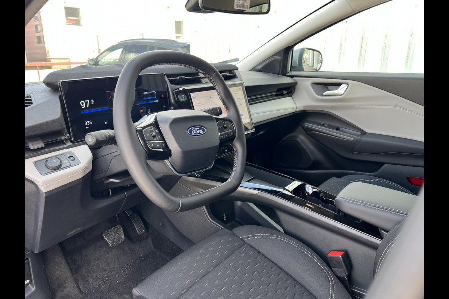 Ford Puma Gen-E SUV Gen-E FWD (43,6 kWh) Solar Silver | Comfort Pack | Winter Pack | Ford Voorraad | Incl. 3.000,- Ford voordeel