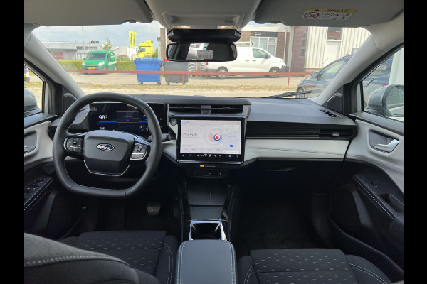 Ford Puma Gen-E SUV Gen-E FWD (43,6 kWh) Solar Silver | Comfort Pack | Winter Pack | Ford Voorraad | Incl. 3.000,- Ford voordeel