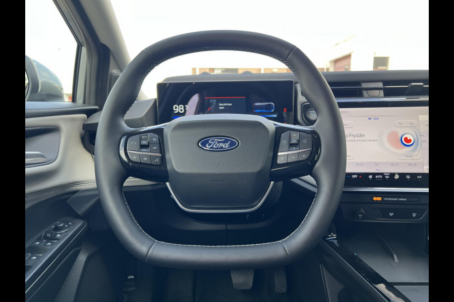 Ford Puma Gen-E SUV Gen-E FWD (43,6 kWh) Solar Silver | Comfort Pack | Winter Pack | Ford Voorraad | Incl. 3.000,- Ford voordeel