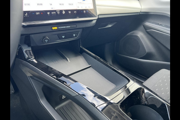 Ford Puma Gen-E SUV Gen-E FWD (43,6 kWh) Solar Silver | Comfort Pack | Winter Pack | Ford Voorraad | Incl. 3.000,- Ford voordeel