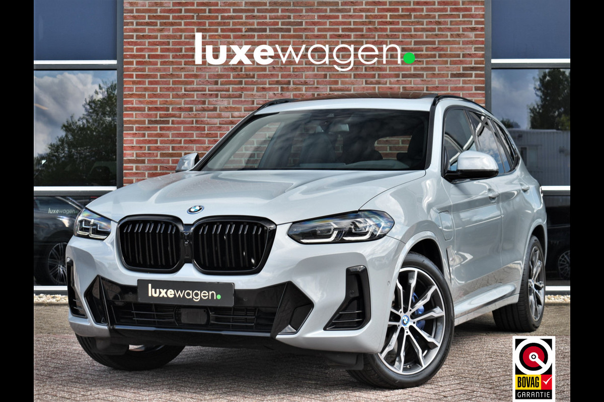 BMW X3 xDrive30e M-Sport Pano ACC M-zetels H/K HUD Brooklyngrau BMW X3 xDrive30e M-Sport Pano ACC M-zetels H/K HUD Brooklyngrau