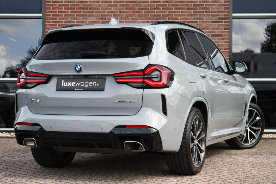 BMW X3 xDrive30e M-Sport Pano ACC M-zetels H/K HUD Brooklyngrau