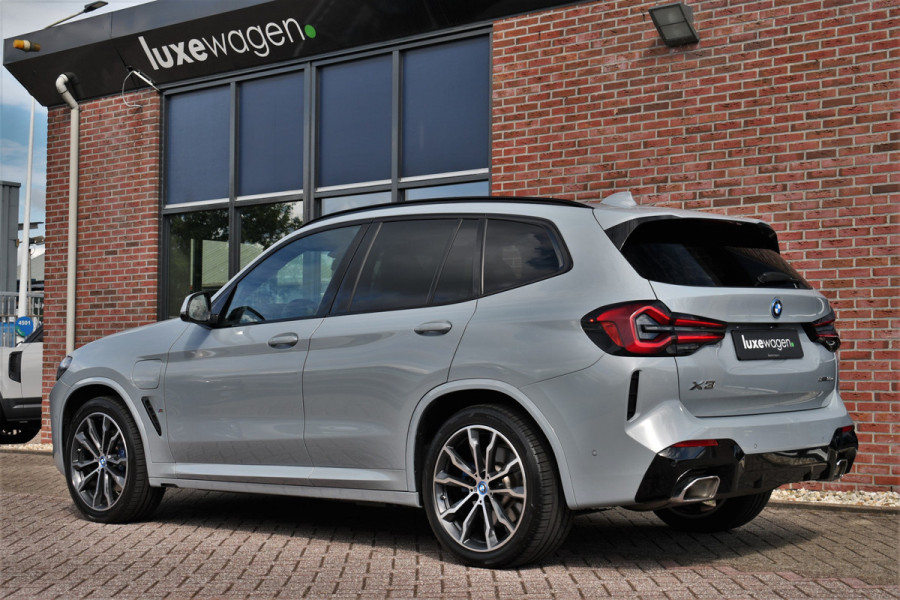 BMW X3 xDrive30e M-Sport Pano ACC M-zetels H/K HUD Brooklyngrau