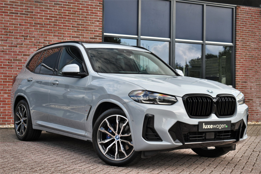 BMW X3 xDrive30e M-Sport Pano ACC M-zetels H/K HUD Brooklyngrau