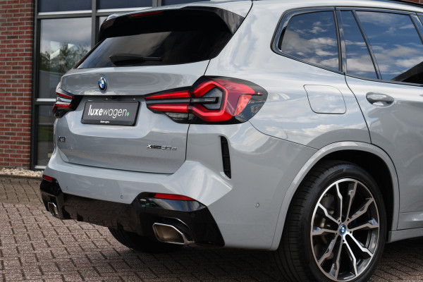 BMW X3 xDrive30e M-Sport Pano ACC M-zetels H/K HUD Brooklyngrau