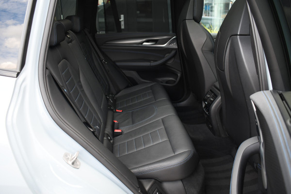 BMW X3 xDrive30e M-Sport Pano ACC M-zetels H/K HUD Brooklyngrau