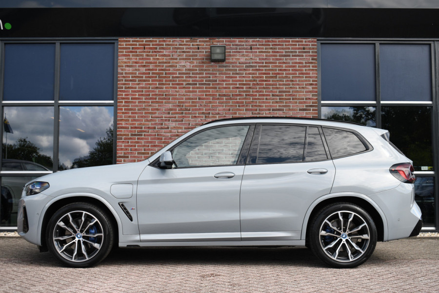 BMW X3 xDrive30e M-Sport Pano ACC M-zetels H/K HUD Brooklyngrau