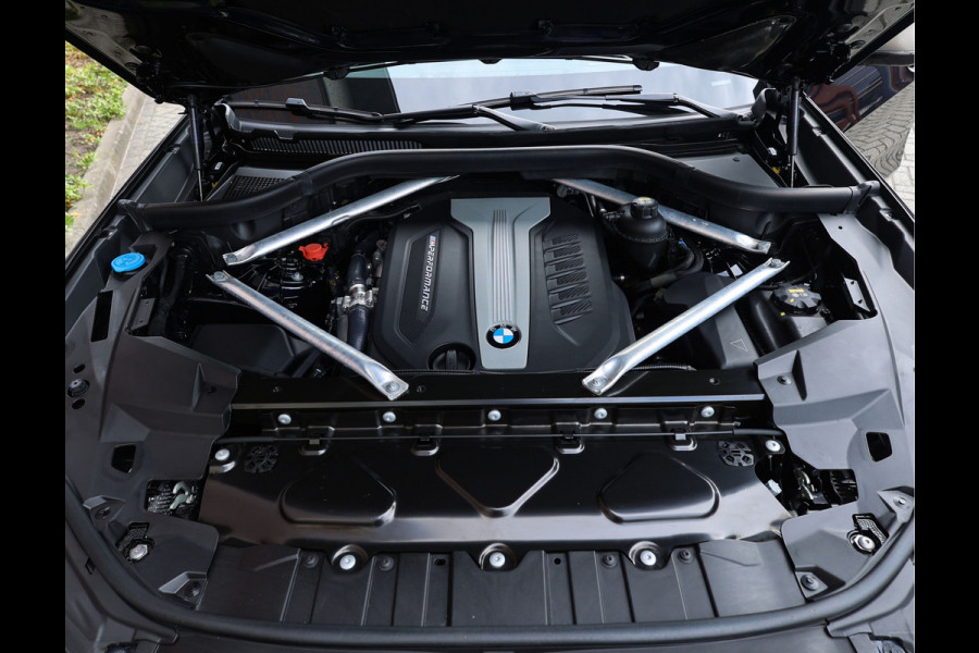 BMW X5 M50d High Executive | Trekhaak - Pano - Entertainment