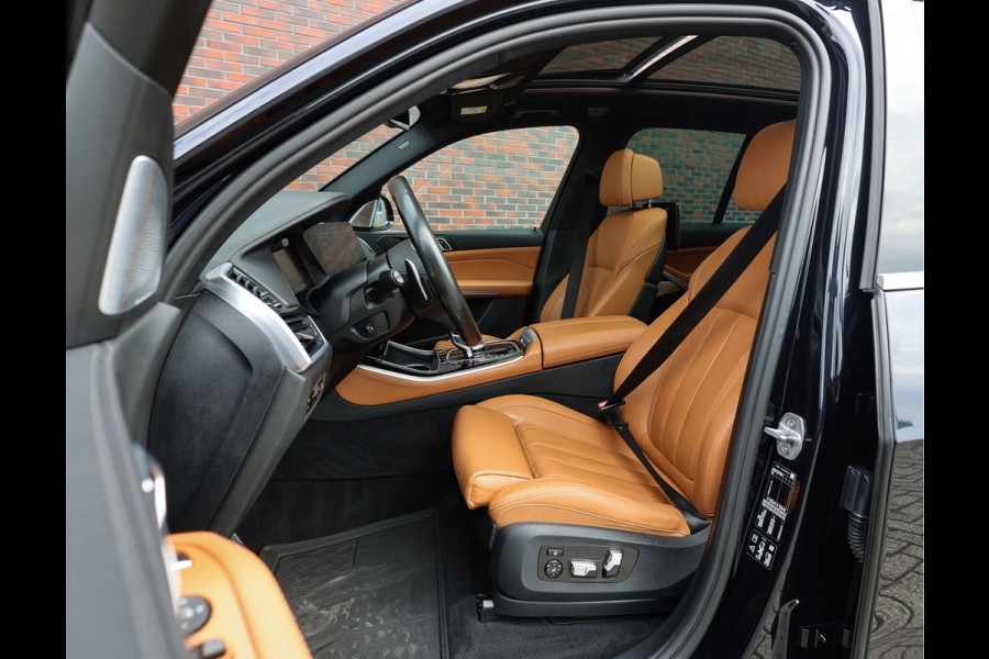 BMW X5 M50d High Executive | Trekhaak - Pano - Entertainment