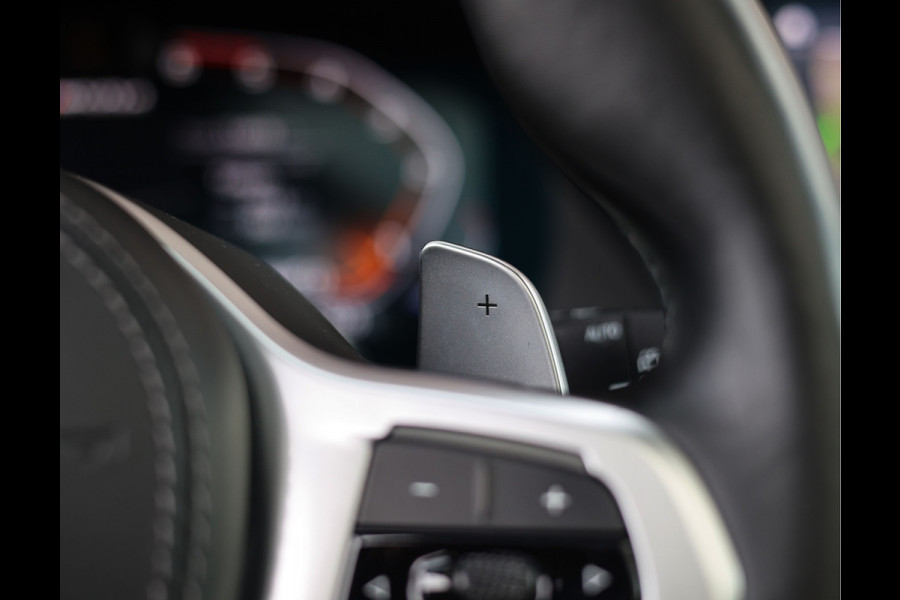 BMW X5 M50d High Executive | Trekhaak - Pano - Entertainment