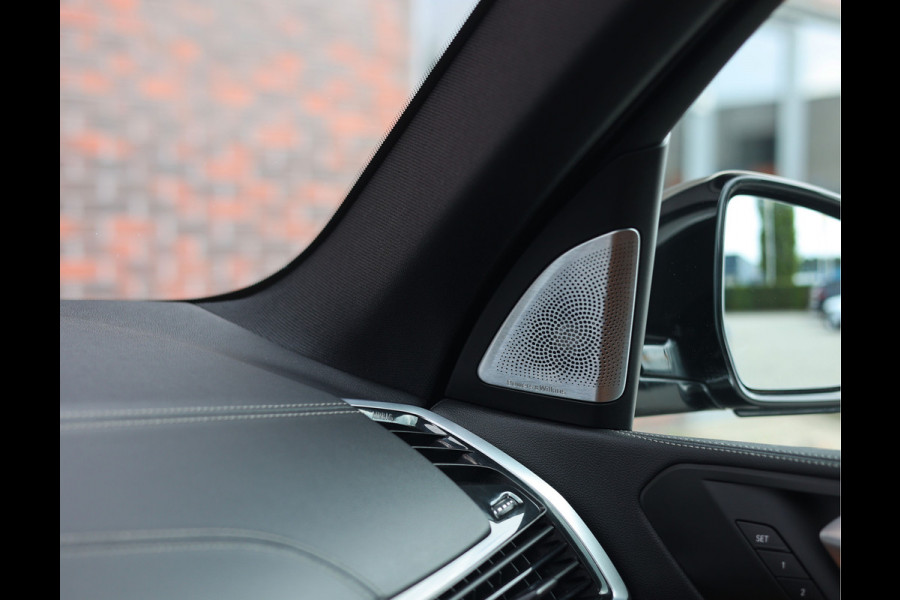 BMW X5 M50d High Executive | Trekhaak - Pano - Entertainment