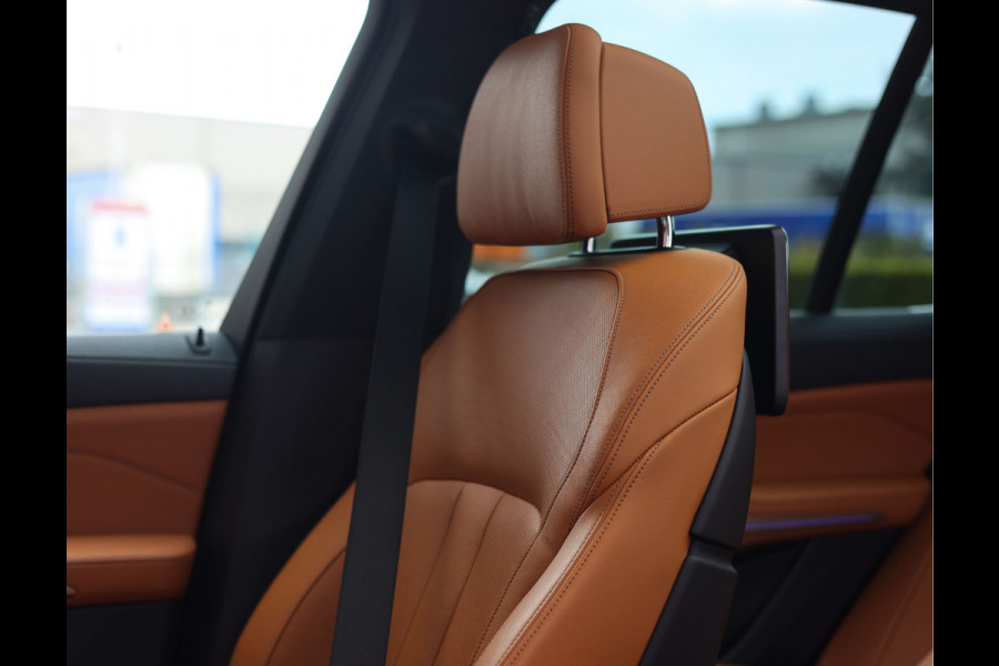 BMW X5 M50d High Executive | Trekhaak - Pano - Entertainment