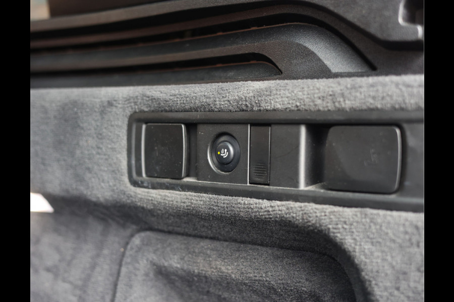 BMW X5 M50d High Executive | Trekhaak - Pano - Entertainment