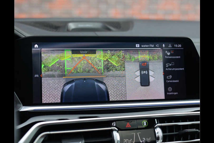 BMW X5 M50d High Executive | Trekhaak - Pano - Entertainment