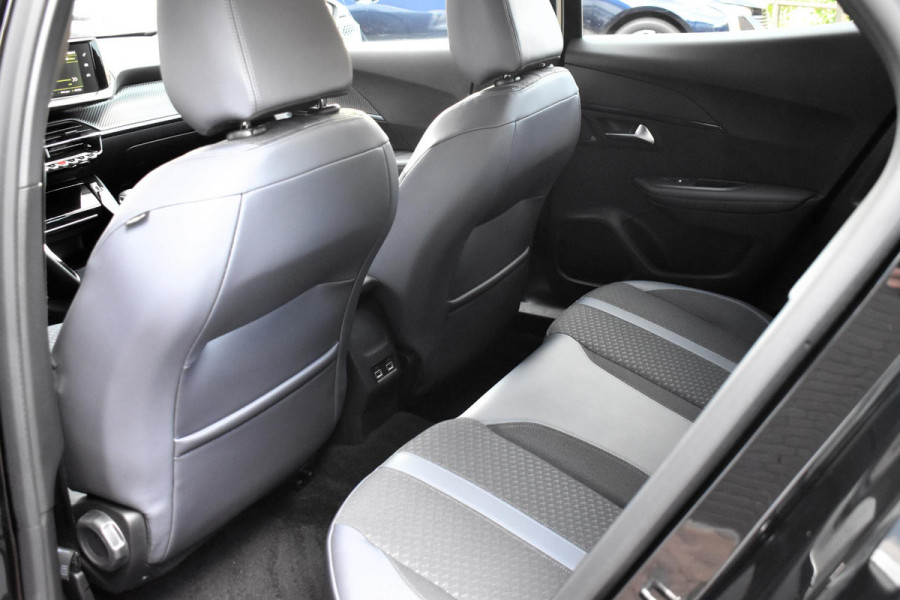 Peugeot 2008 1.2 PureTech 130PK Allure Pack | Carplay | Trekhaak | Adapt. Cruise. | Incl garantie