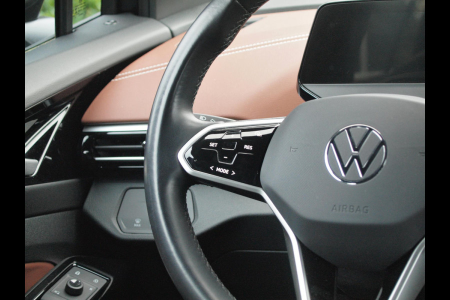 Volkswagen ID.5 Pro 77 kWh | Trekhaak | Camera | Apple Carplay | Warmtepomp | Sfeerverlichting | NL-Auto |